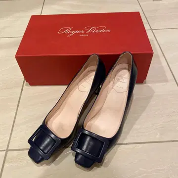 로저 비비에 네이비 하이힐 펌프스