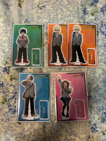 히로아카 x 쿠라스시 아크릴 스탠드 & 캔뱃지 + 마그넷 세트