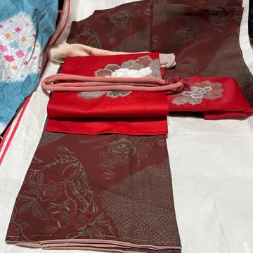 4점 (기모노, 오비, 오비 장식 천, 허리띠) 세트