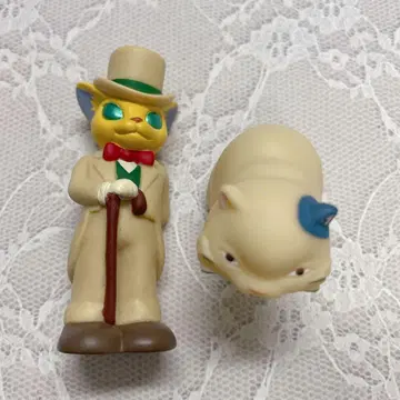 귀를 기울이면 손가락 인형