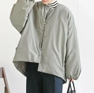 나일론 충전솜 노카라 자켓