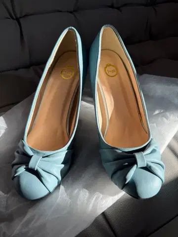 라이트 블루 리본 펌프스 하이힐 M