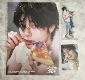 스키즈 StrayKids 본국 시즌 그리팅 2026 아이엔 특전 봉입