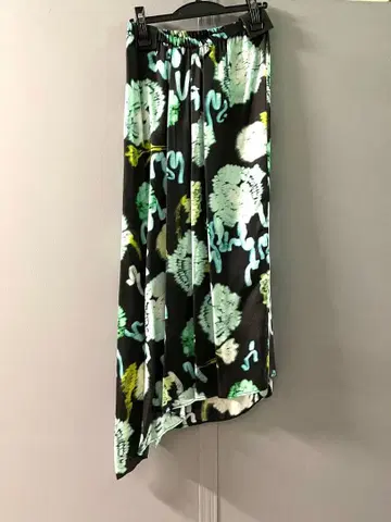 크리스천 와이난츠 스커트 새상품 christian wijnants