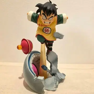 드래곤볼 제일복권 손오반 피규어