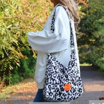 시마무라 nozomi 님 레오파드 무늬 숄더백