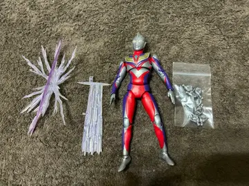 [ 조립 완료 ] 피규어라이즈 울트라맨 티가