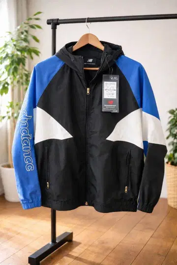 택 포함 새상품 new balance AMJ03502 나일론 자켓 M