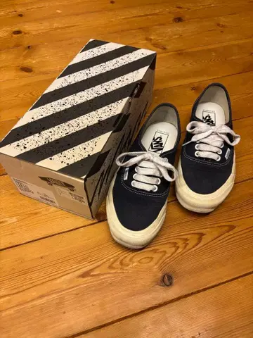 VANS VAULT 스니커즈 박스 포함