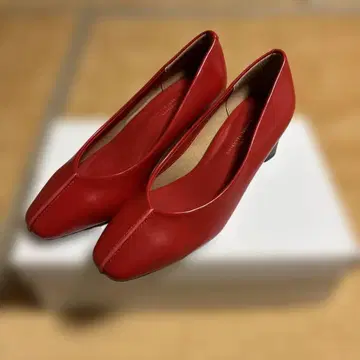 유나이티드 애로우즈 그린 라벨 릴랙싱 22.5cm 레드