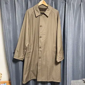 유나이티드 애로우즈 리버서블 스텐카라 코트 M 베이지