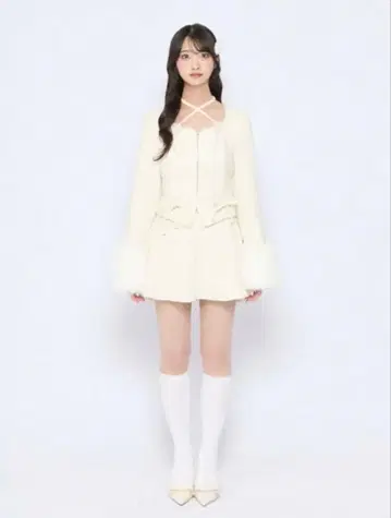 BUBBLES 버블스 퍼 커프스 셋업 화이트