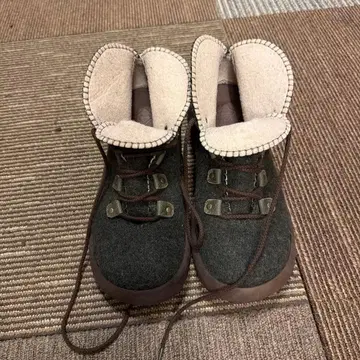 울 그레이 하이컷 부츠