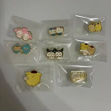 치이카와 x 산리오 캐릭터즈 핀즈 컬렉션