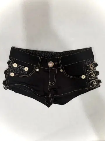 d.i.a 다이아 레오파드 무늬 숏팬츠 갸루