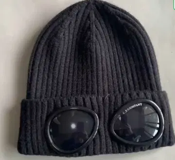 C.P.company 고글 비니