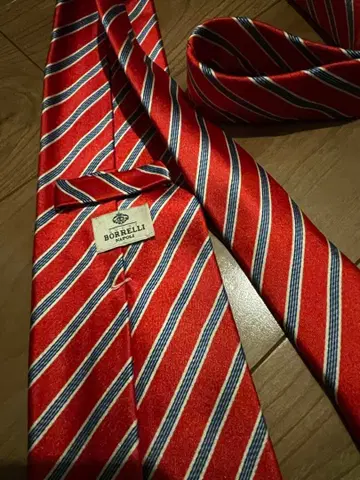 루이지 보렐리 빨파 스트라이프 넥타이