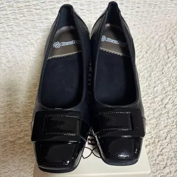 Beaufort(뷰포트) 경량 웨지솔 트레디셔널 펌프스 24.5