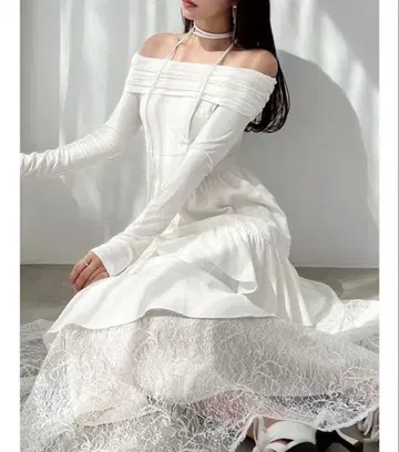 RESEXXY 오프숄더 도킹 원피스