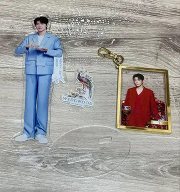 샤오잔 웨지우드 공식 아크릴 스탠드 + 유동 모래 키링