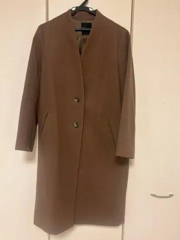 어반리서치 로쏘 브라운 노카라 코트