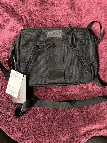 BRIEFING 숄더백 블랙