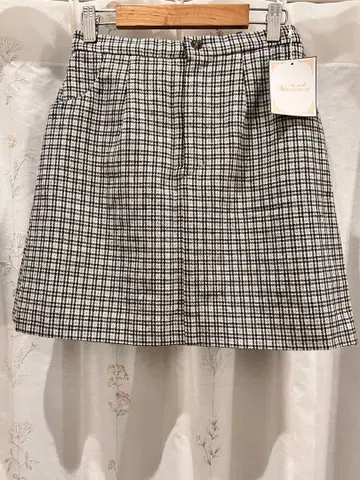 [ 새상품 ] 미셸 마카롱 체크 패턴 스커트