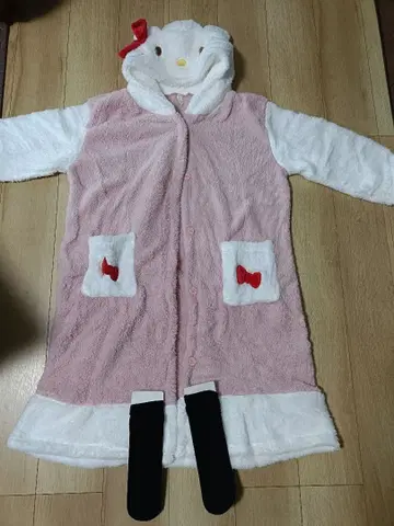 헬로키티 인형옷 룸웨어