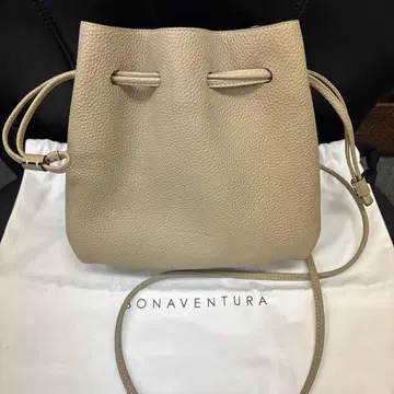보나벤츄라 숄더백