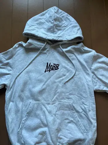 MOBB 그레이 후드 부착 후드티