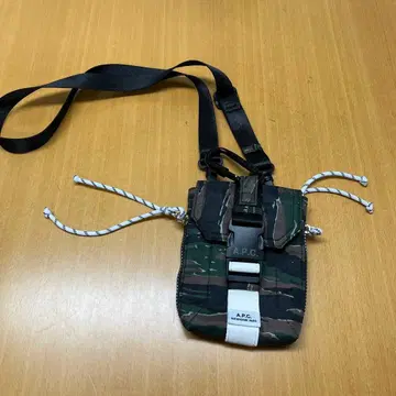 [ A.P.C. ] NECKPOUCH TRECK