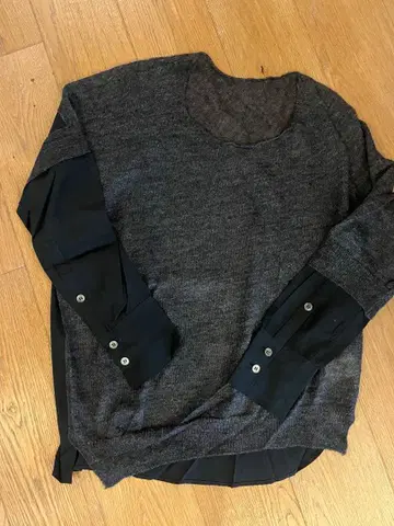 Y's 와이즈 그레이 긴팔 니트 스웨터