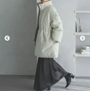 아파트바이 다운 자켓 2WAY 화이트