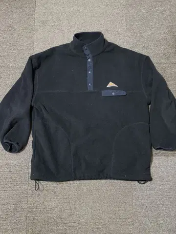 KELTY 블랙 플리스 자켓 하프 지퍼