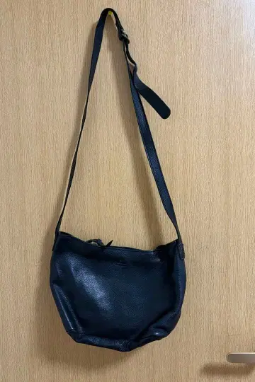 TIDEWAY 천연 가죽 숄더백