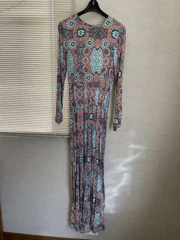 H&M 기하학 패턴 롱 슬리브 맥시 드레스