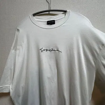 Giorgio Armani T셔츠 46사이즈