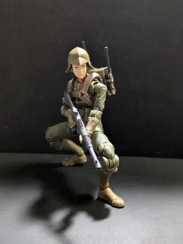 밀리터리 컬렉션 지온병 G.M.G. 기동전사 건담 피규어