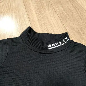 OAKLEY 오클리 긴팔 셔츠 옷깃 실버 로고 골프 하이넥 와플 L