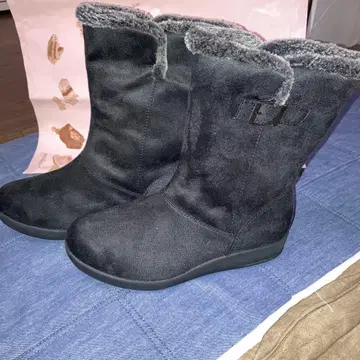 moonSTAR 블랙 어그 부츠 퍼 포함 23.5cm