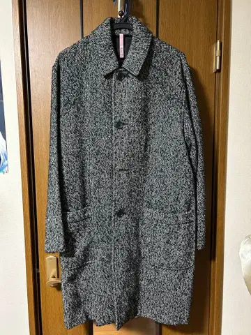 BEAMS 헤링본 롱 코트