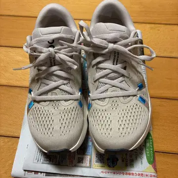 On 클라우드서퍼 2 우먼 러닝화