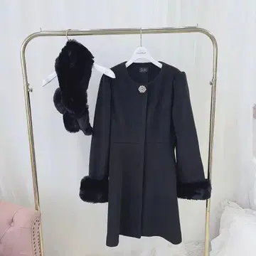 evelyn 비쥬 플레어 코트 블랙 프리 사이즈