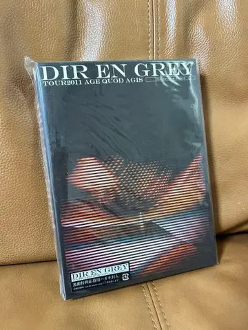 DIR EN GREY [ TOUR2011 AGE QUOD AGIS ]