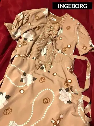 INGEBORG 꽃무늬 롱 원피스