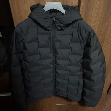 UNIQLO PUFFTECH 다운 파카 L 블루