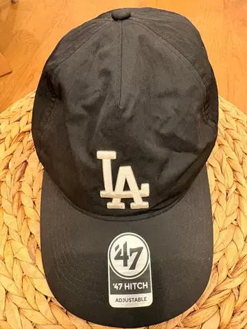 블랙 자수 로고 야구 모자