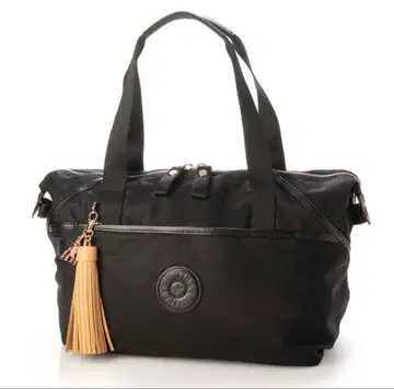 Kipling 블랙 보스턴 백 태슬 포함
