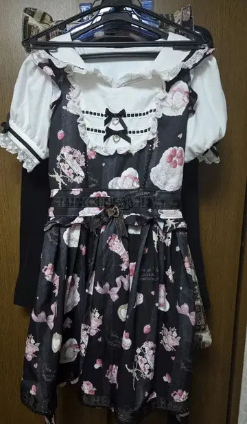 LIZLISA Salon de Fraise 패턴 원피스