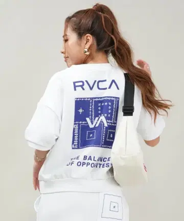 맨투맨 RVCA 루카 반다나 패턴/트레이닝 티셔츠 여성용